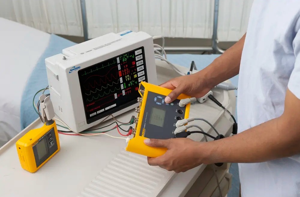 FLUKE ProSim 2 Patient Simulator - Image 3