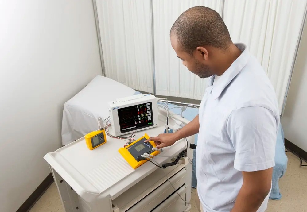 FLUKE ProSim 2 Patient Simulator - Image 4